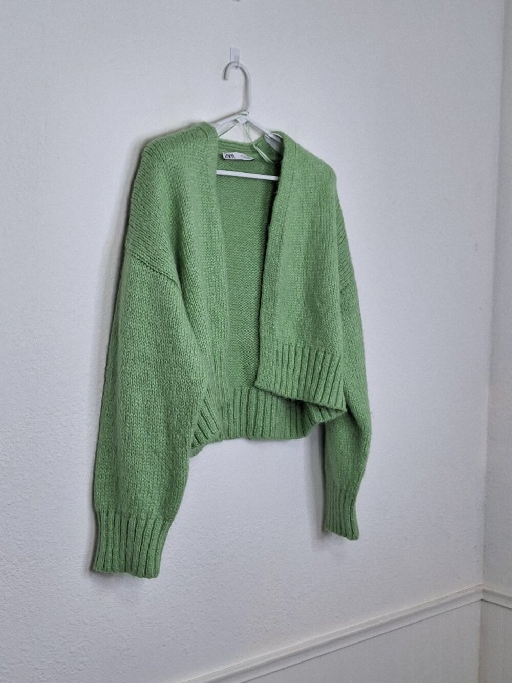 Zara Cardigan Sweater Sz L Crop Open Front Boho Preppy Grandmacore Green - Picture 3 of 9